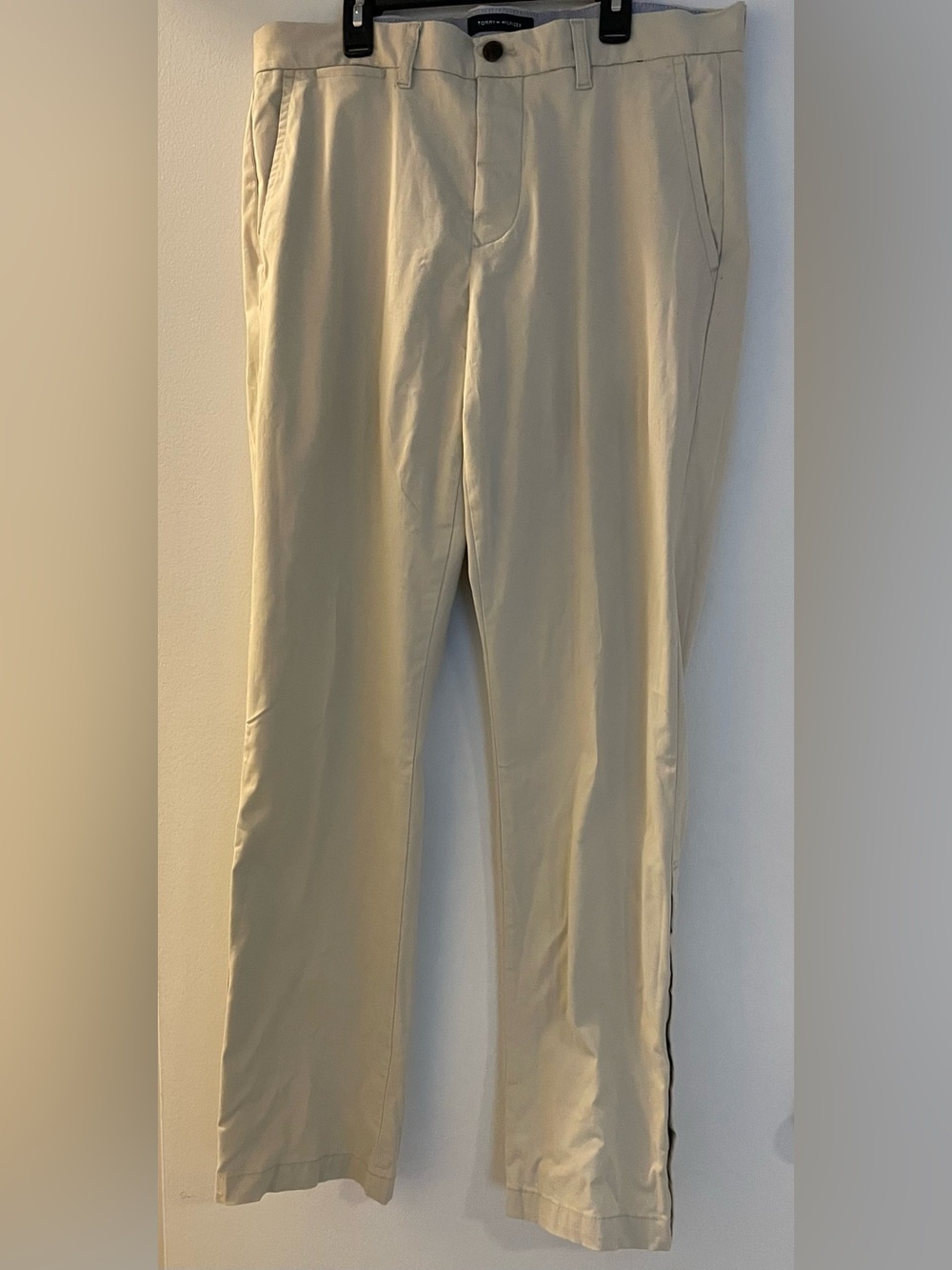 Tommy Hilfiger Adaptive Velcro Magnetic Fly and Leg Closures Tan 34x32 - Picture 1 of 8